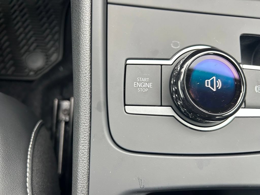 New 2026 Volkswagen Tiguan SE FWD image 51
