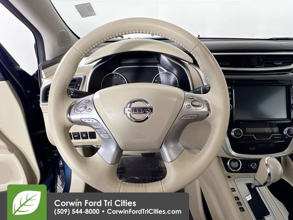Used 2015 Nissan Murano Platinum w/ Platinum Technology Package FWD image 8