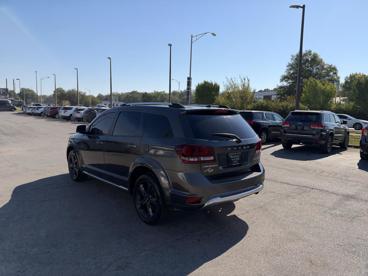 Used 2020 Dodge Journey Crossroad FWD image 5