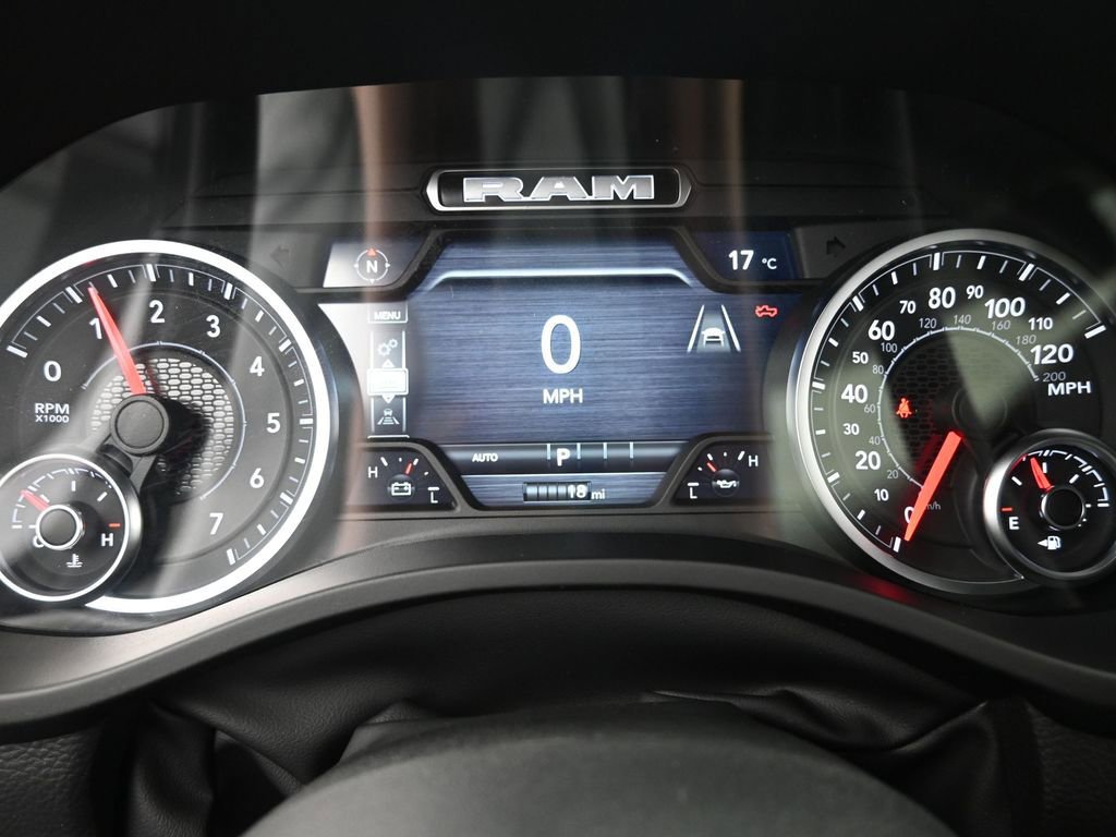 New 2026 RAM 1500 4x4 Crew Cab image 36