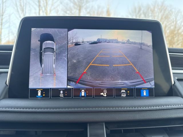 Used 2021 Chevrolet Tahoe LT w/ Luxury Package AWD/4WD image 32