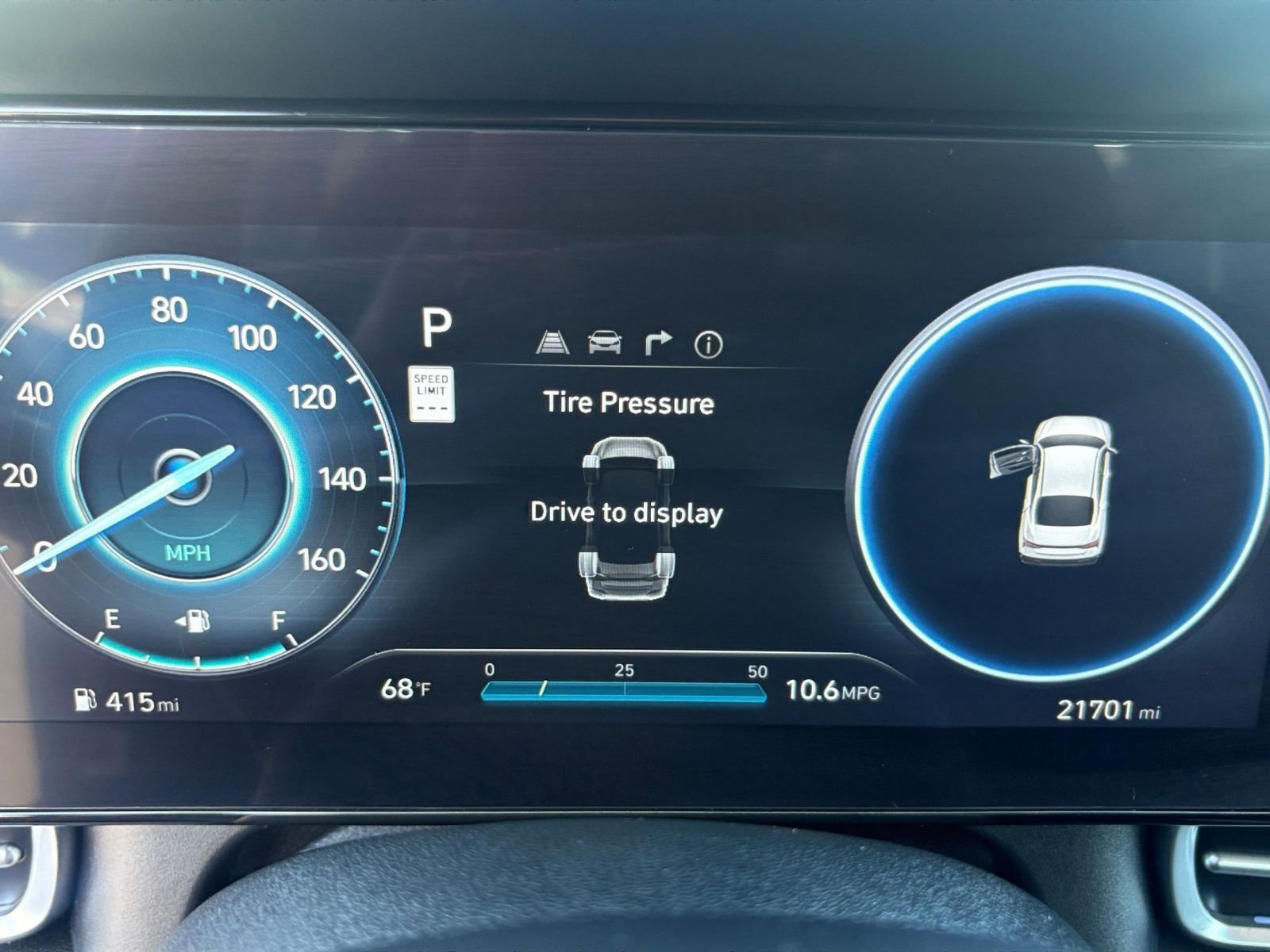 Used 2025 Hyundai Elantra SEL FWD image 41