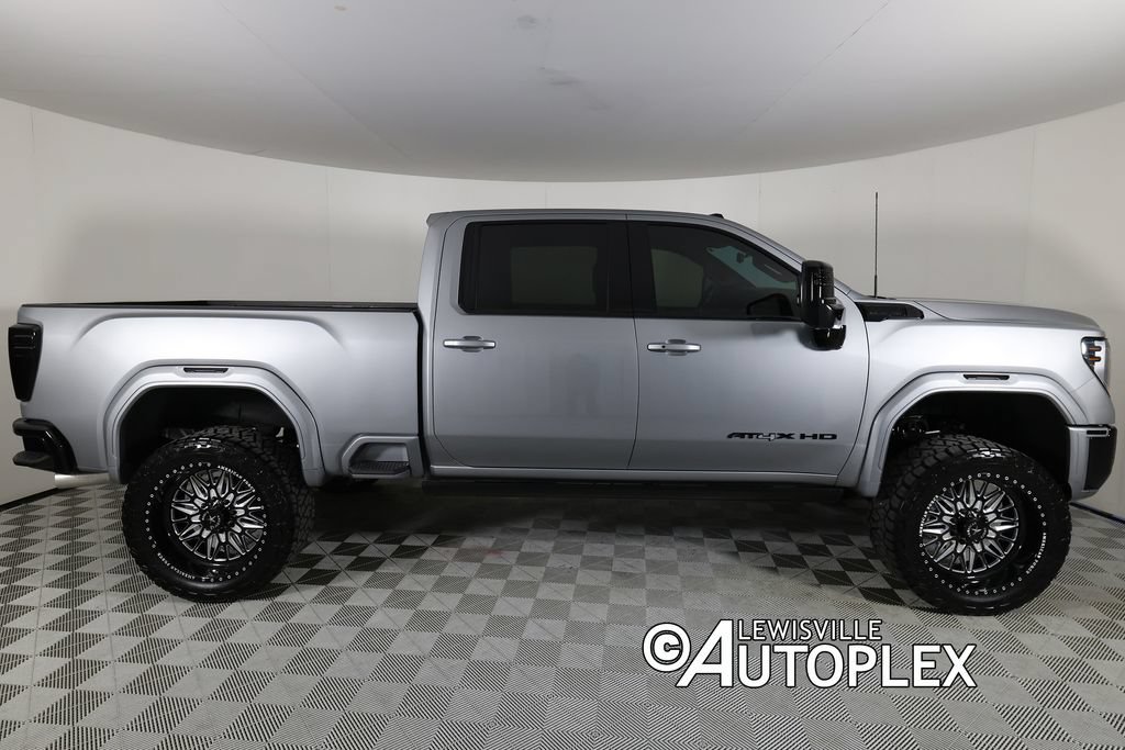Used 2026 GMC Sierra 2500 AT4X AWD/4WD image 4