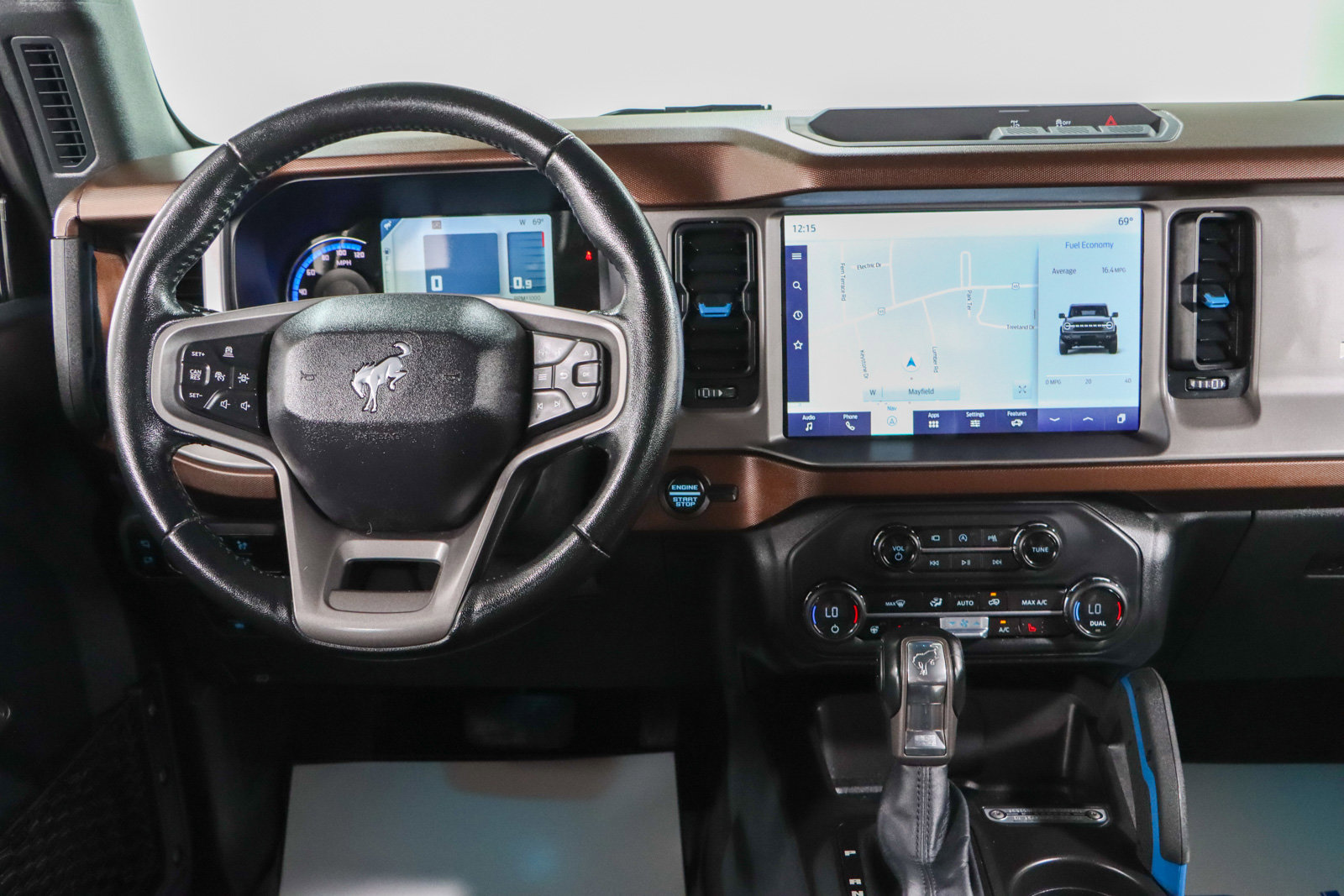 Used 2023 Ford Bronco Outer Banks image 18