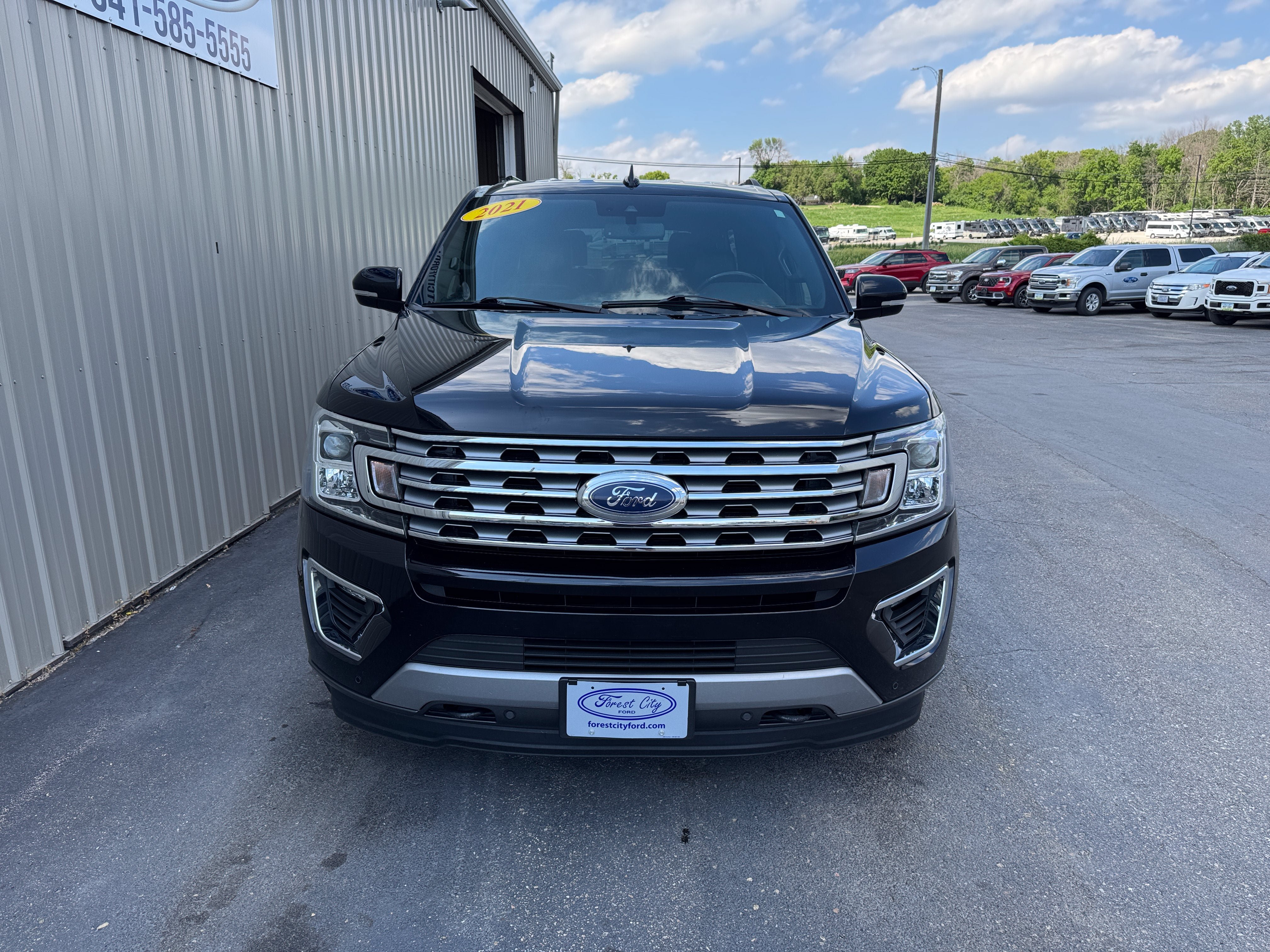 Used 2021 Ford Expedition Max Limited AWD/4WD image 3