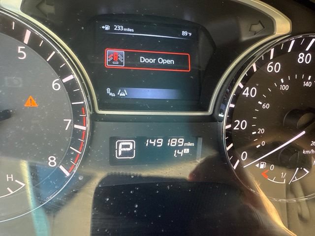 Used 2013 Nissan Altima 2.5 SL w/ Technology Pkg FWD image 2