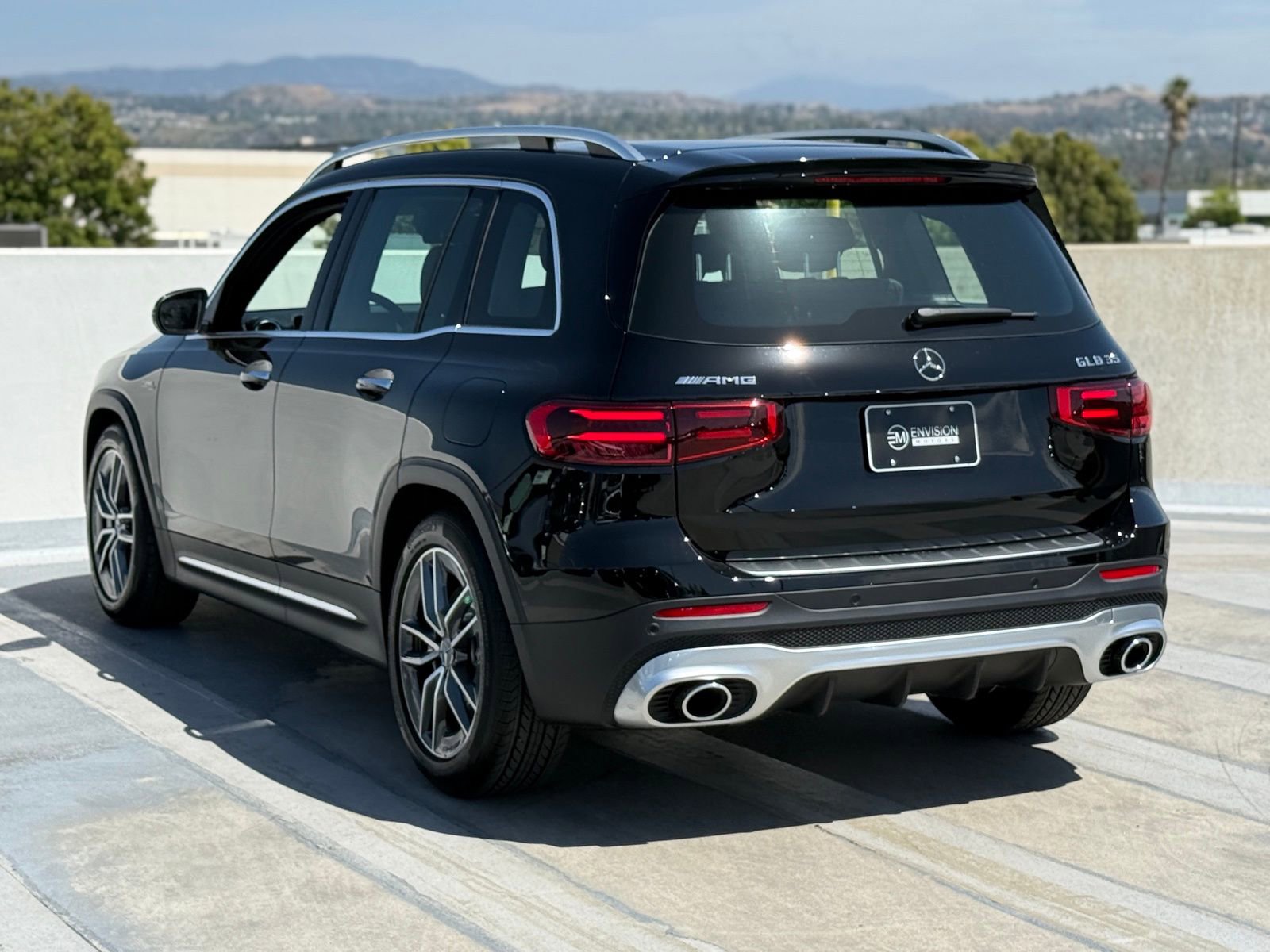 New 2026 Mercedes-Benz GLB 35 AMG 4MATIC image 9