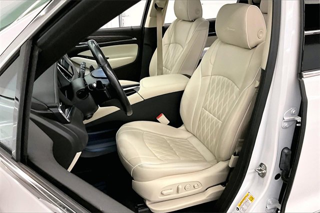 Used 2022 Buick Enclave Avenir image 20