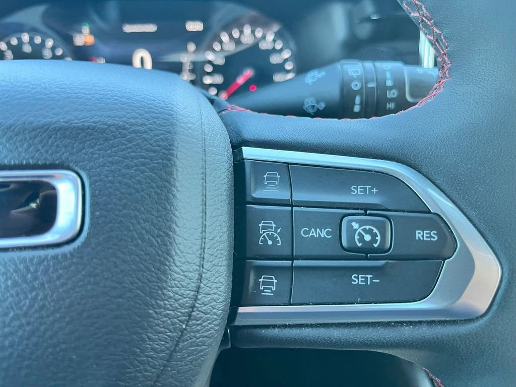 Used 2024 Jeep Compass Trailhawk w/ Trailhawk Convenience Group image 27