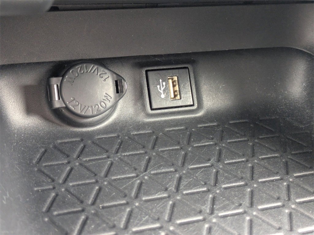 Used 2024 Toyota RAV4 XLE image 23