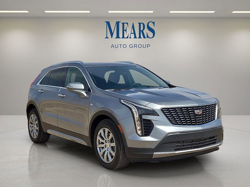 Used 2023 Cadillac XT4 Premium Luxury FWD image 7