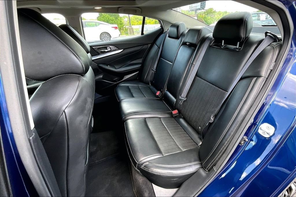 Used 2023 Nissan Maxima SL FWD image 25