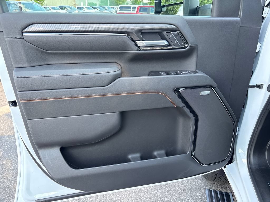 New 2026 GMC Sierra 2500 AT4 w/ AT4 Premium Plus Package AWD/4WD image 14