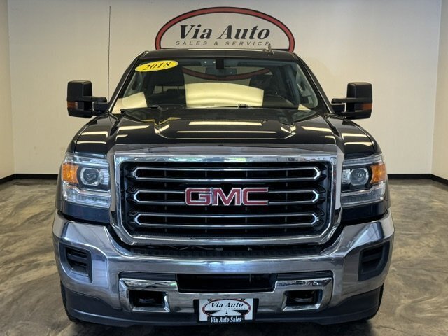 Used 2018 GMC Sierra 2500 SLE w/ Suspension Package, Off-Road AWD/4WD image 4