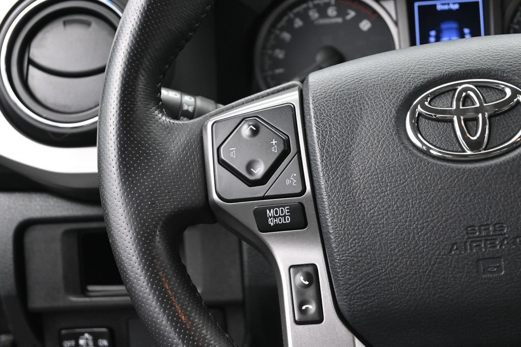 Used 2019 Toyota Tacoma SR5 RWD image 31