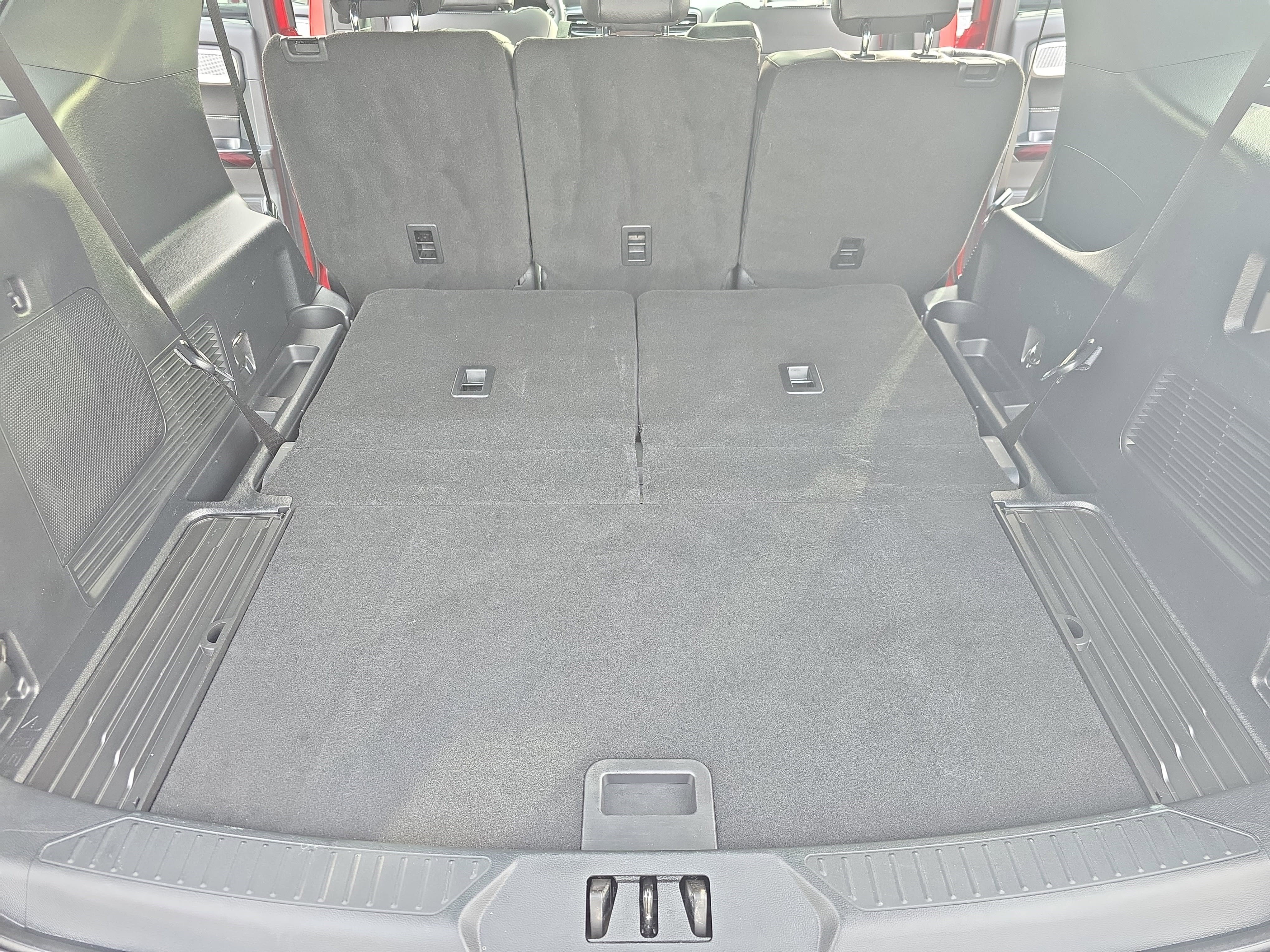 Used 2022 Ford Explorer ST w/ Equipment Group 401A image 12