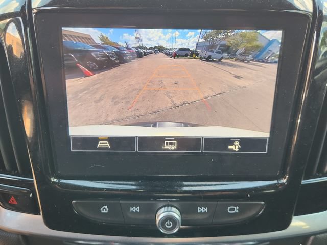 Used 2023 Chevrolet Traverse LT FWD image 15
