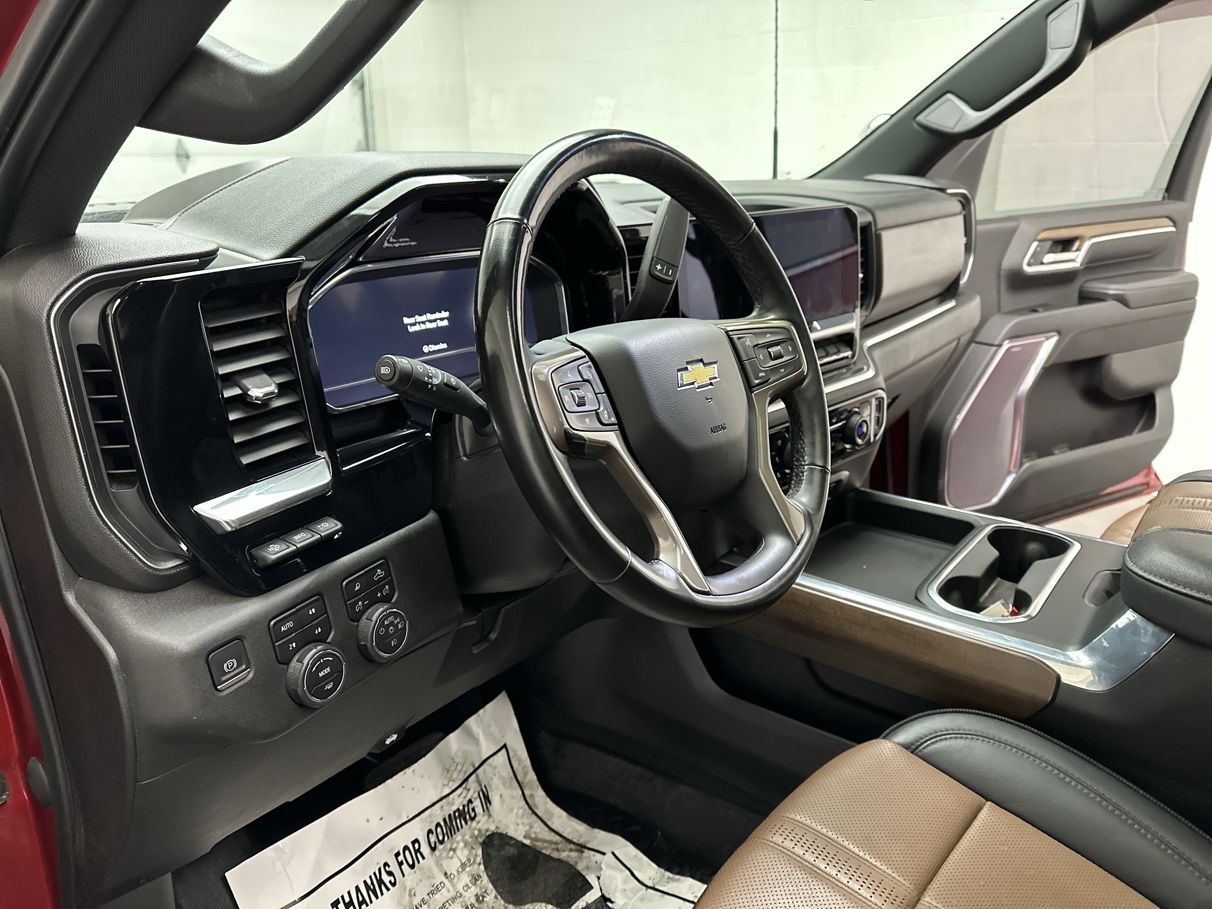 Used 2024 Chevrolet Silverado 3500 High Country w/ High Country Premium Package image 21