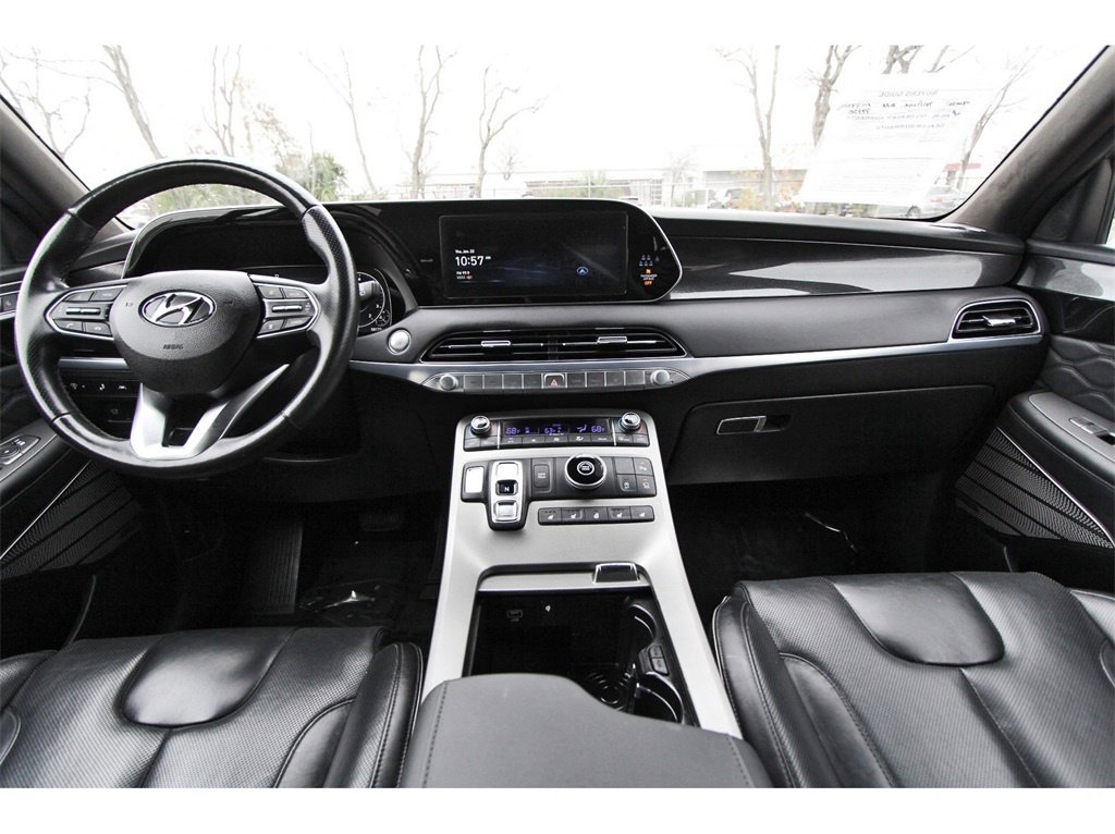 Used 2022 Hyundai Palisade Calligraphy image 9