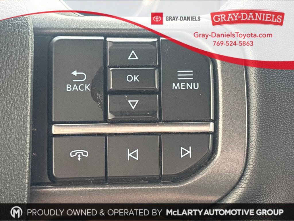 Used 2022 Ford F150 Lariat w/ Trailer Tow Package image 21