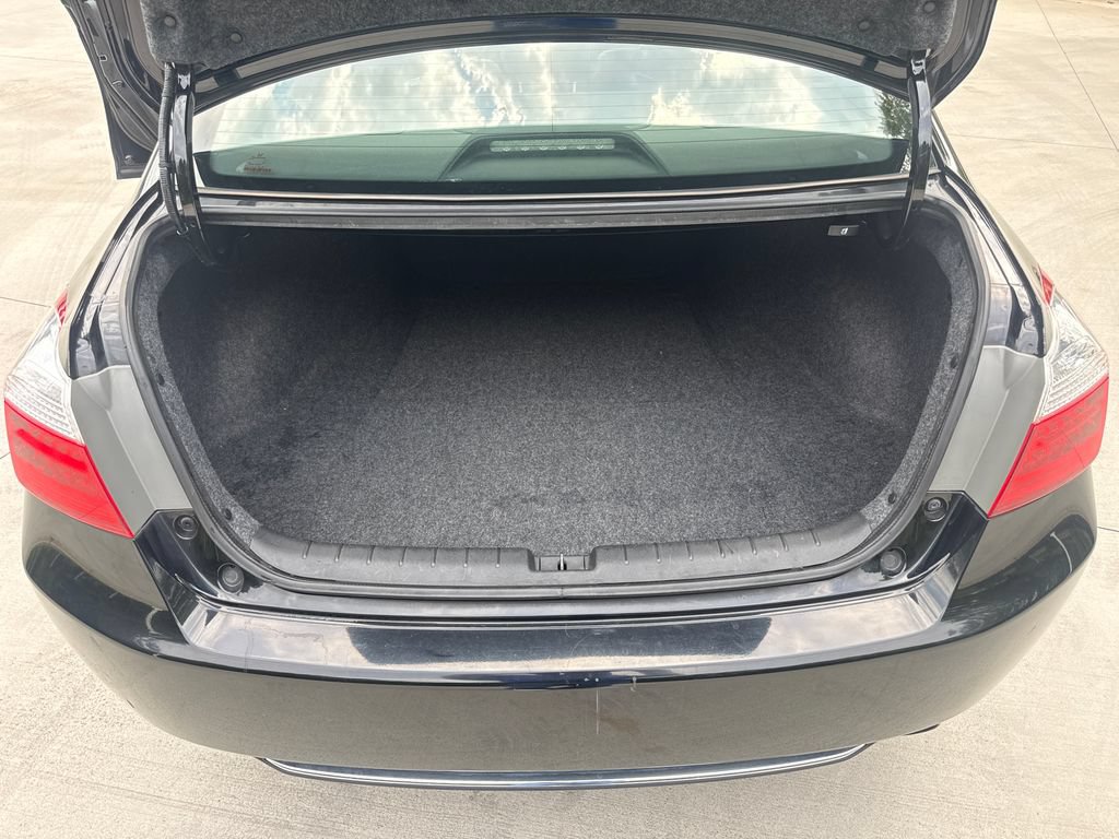 Used 2013 Honda Accord EX-L image 32