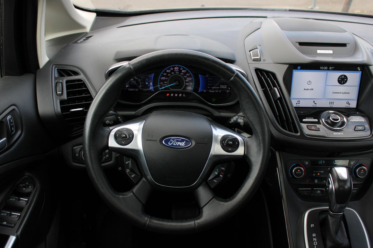 Used 2017 Ford C-MAX Energi Titanium w/ Equipment Group 501A FWD image 8