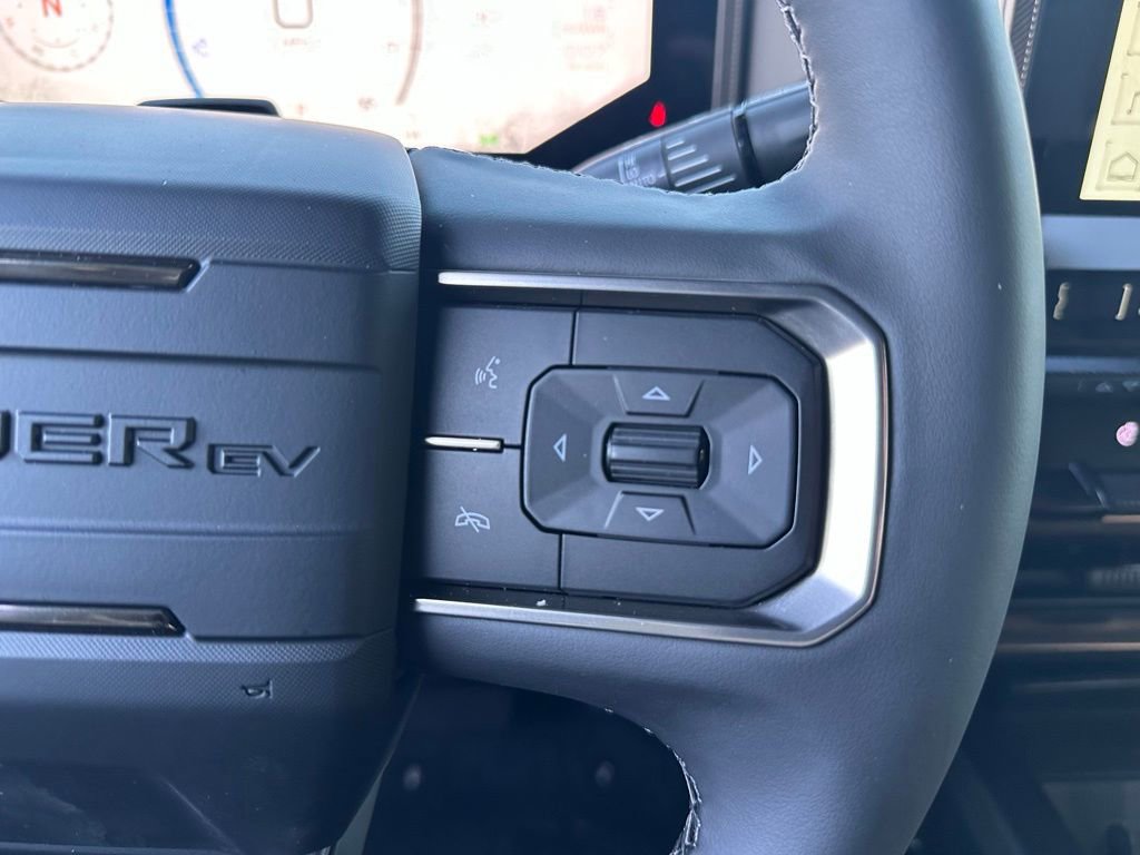 New 2025 GMC Hummer EV 2X w/ Extreme Off-Road Package image 40