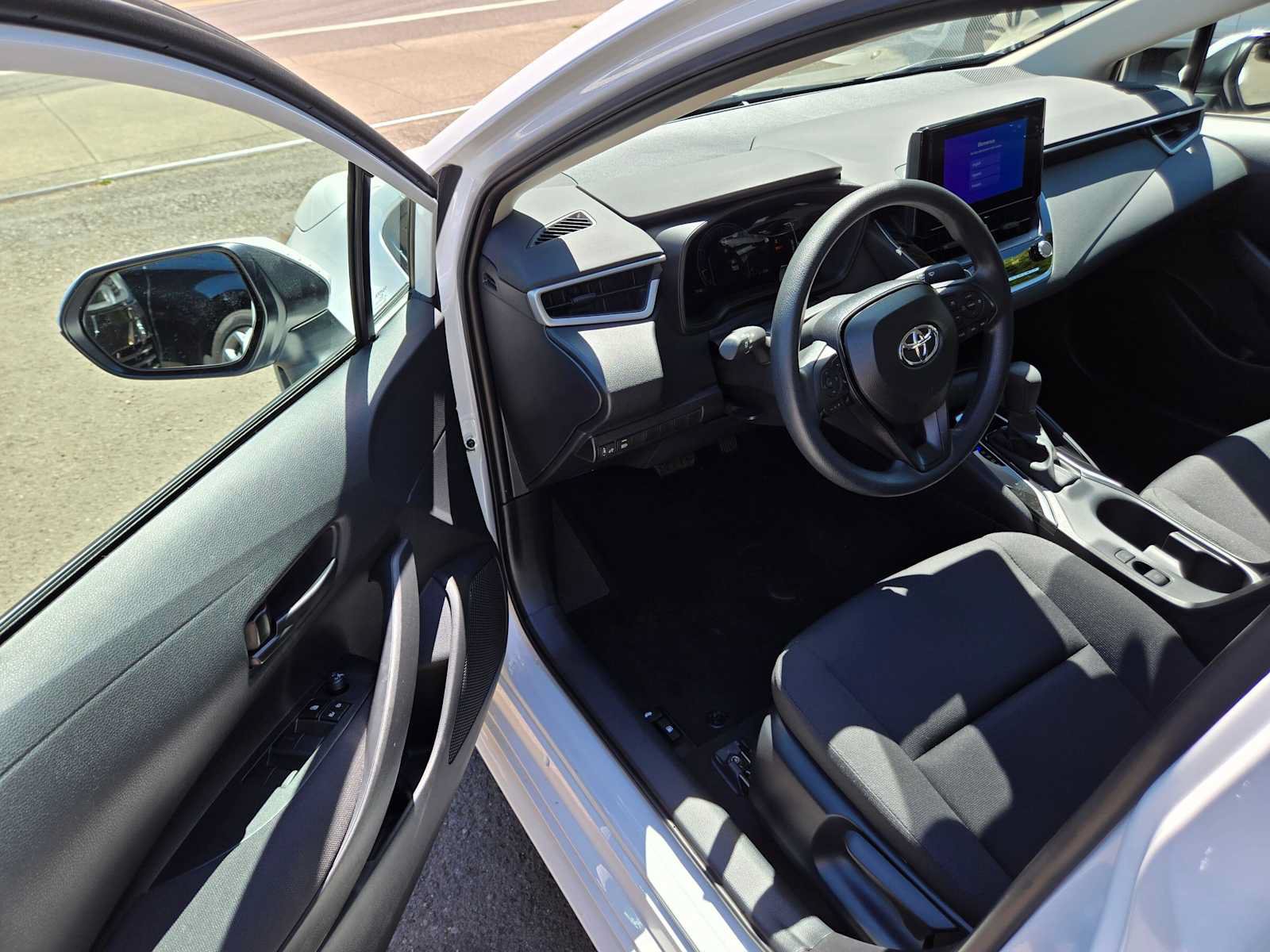 Used 2026 Toyota Corolla LE FWD image 19