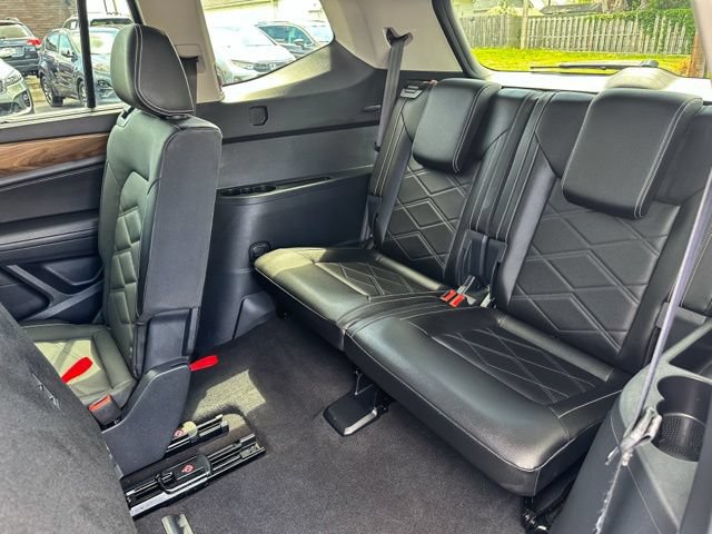 Used 2025 Volkswagen Atlas SE FWD image 22