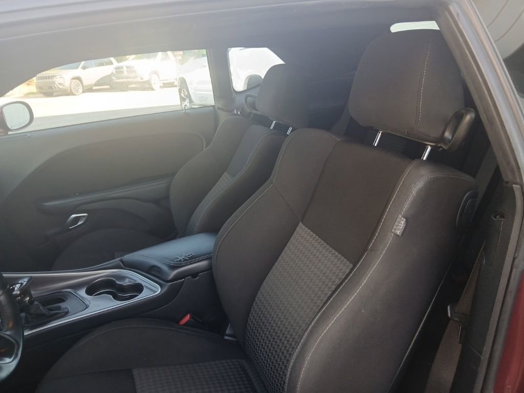 Used 2020 Dodge Challenger GT w/ Driver Convenience Group RWD image 28