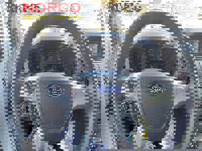 Used 2016 Ford Transit Connect XL image 22