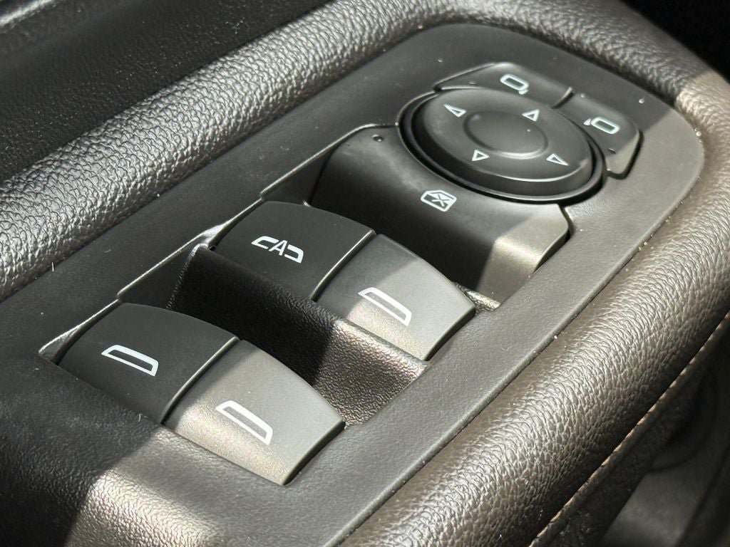 Used 2020 GMC Terrain SLT w/ Preferred Package AWD/4WD image 18