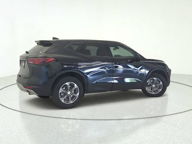 Used 2025 Chevrolet Blazer LT AWD/4WD image 6
