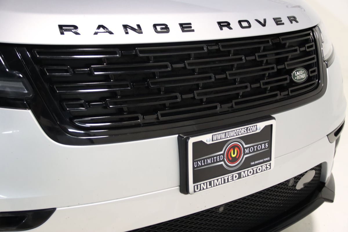 Used 2025 Land Rover Range Rover Velar Dynamic SE AWD/4WD image 25
