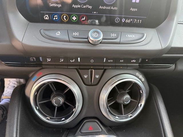 Used 2020 Chevrolet Camaro SS RWD image 22