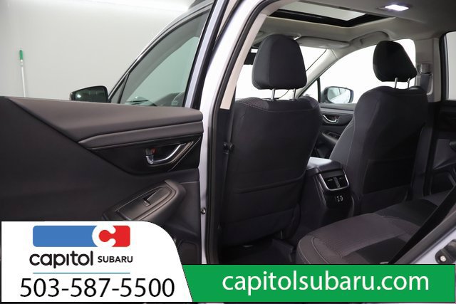 Used 2024 Subaru Outback Premium AWD/4WD image 29