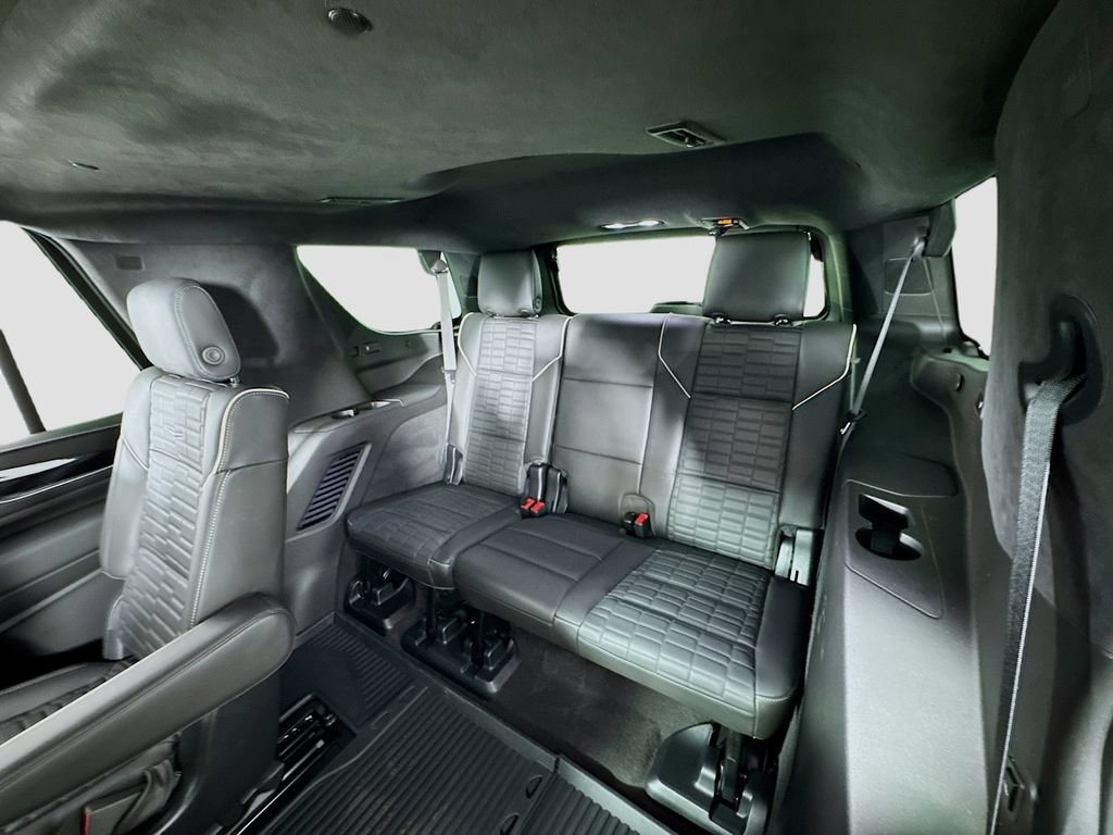 Used 2023 Cadillac Escalade V AWD/4WD image 12
