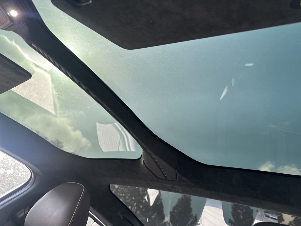 Used 2023 Lucid Air Grand Touring image 6