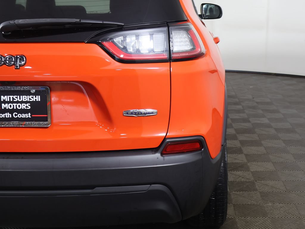 Used 2021 Jeep Cherokee Latitude FWD image 13