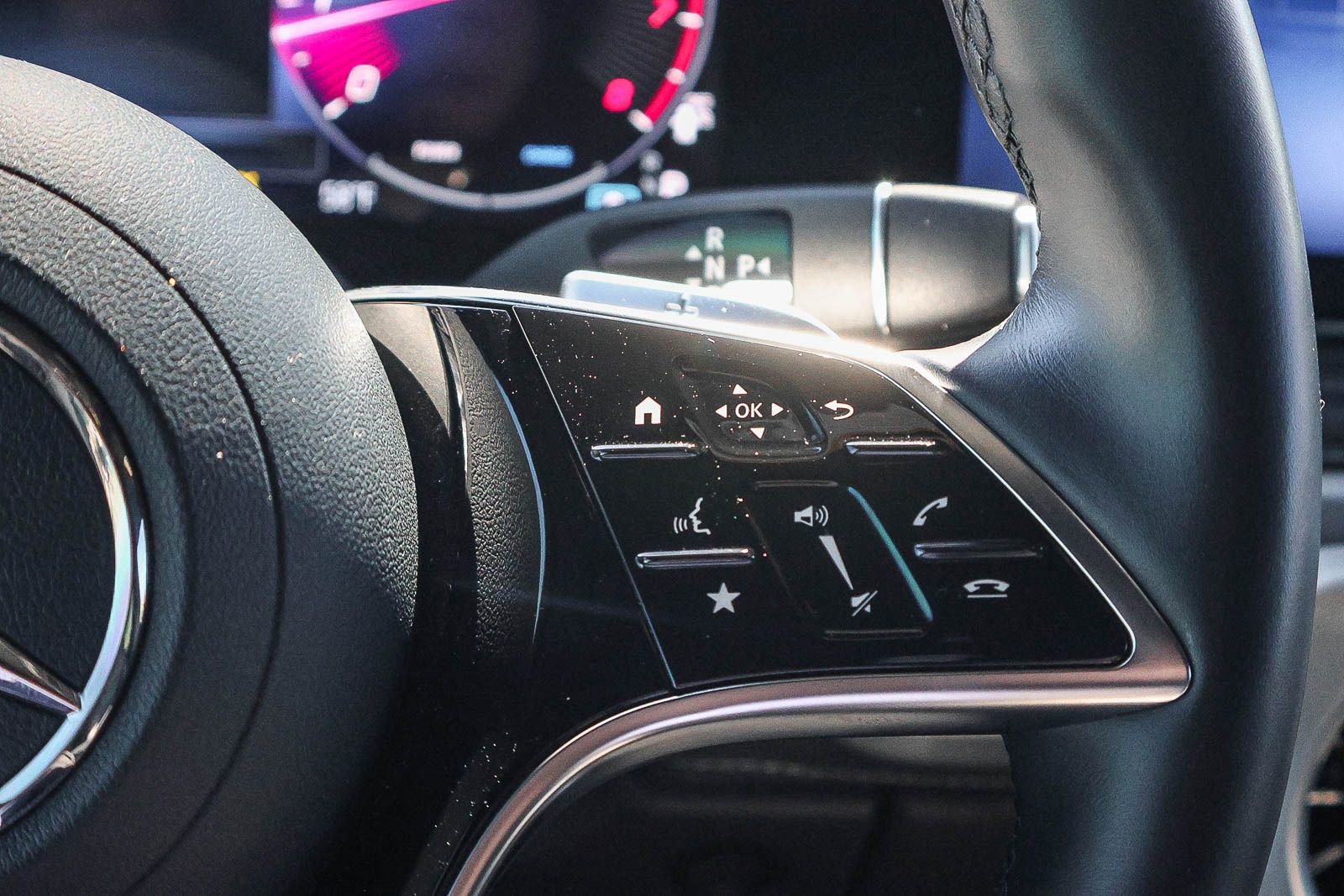 Used 2025 Mercedes-Benz G 550 image 44