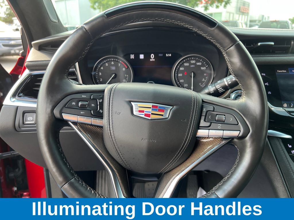 Used 2025 Cadillac XT6 Premium Luxury w/ Platinum Package AWD/4WD image 15