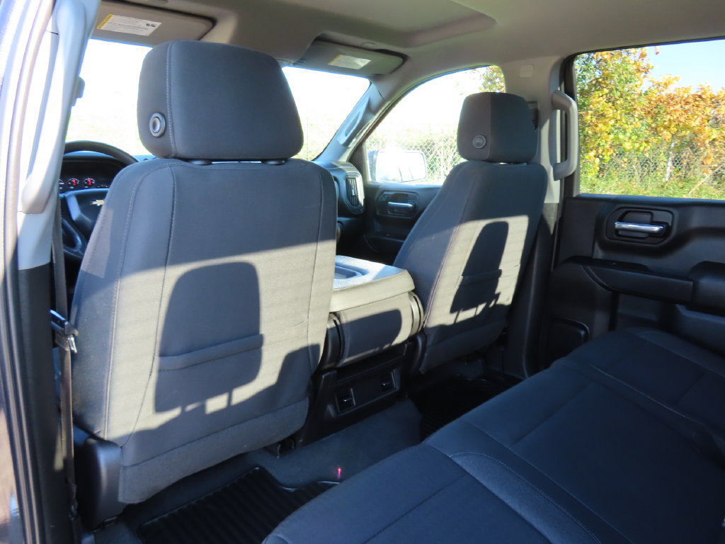Used 2023 Chevrolet Silverado 1500 Custom AWD/4WD image 27
