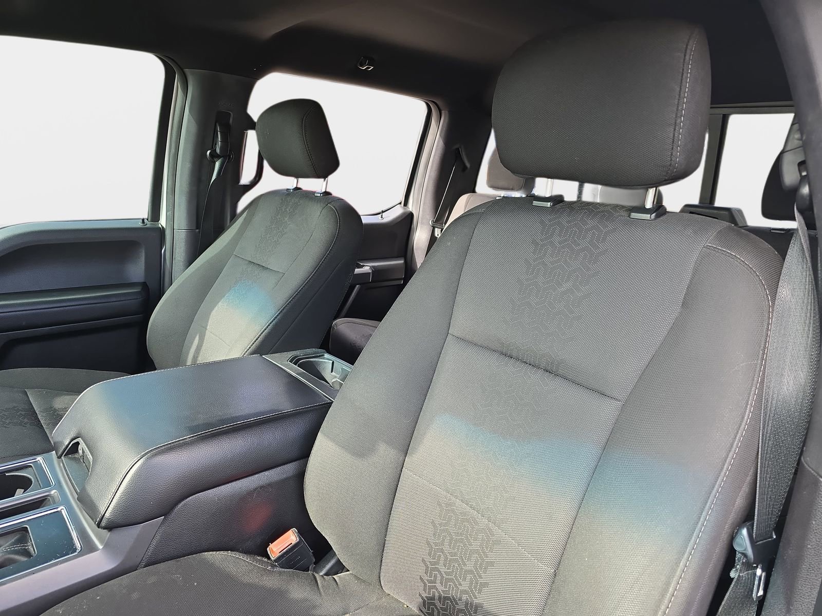 Used 2018 Ford F150 XLT w/ Equipment Group 302A Luxury RWD image 8