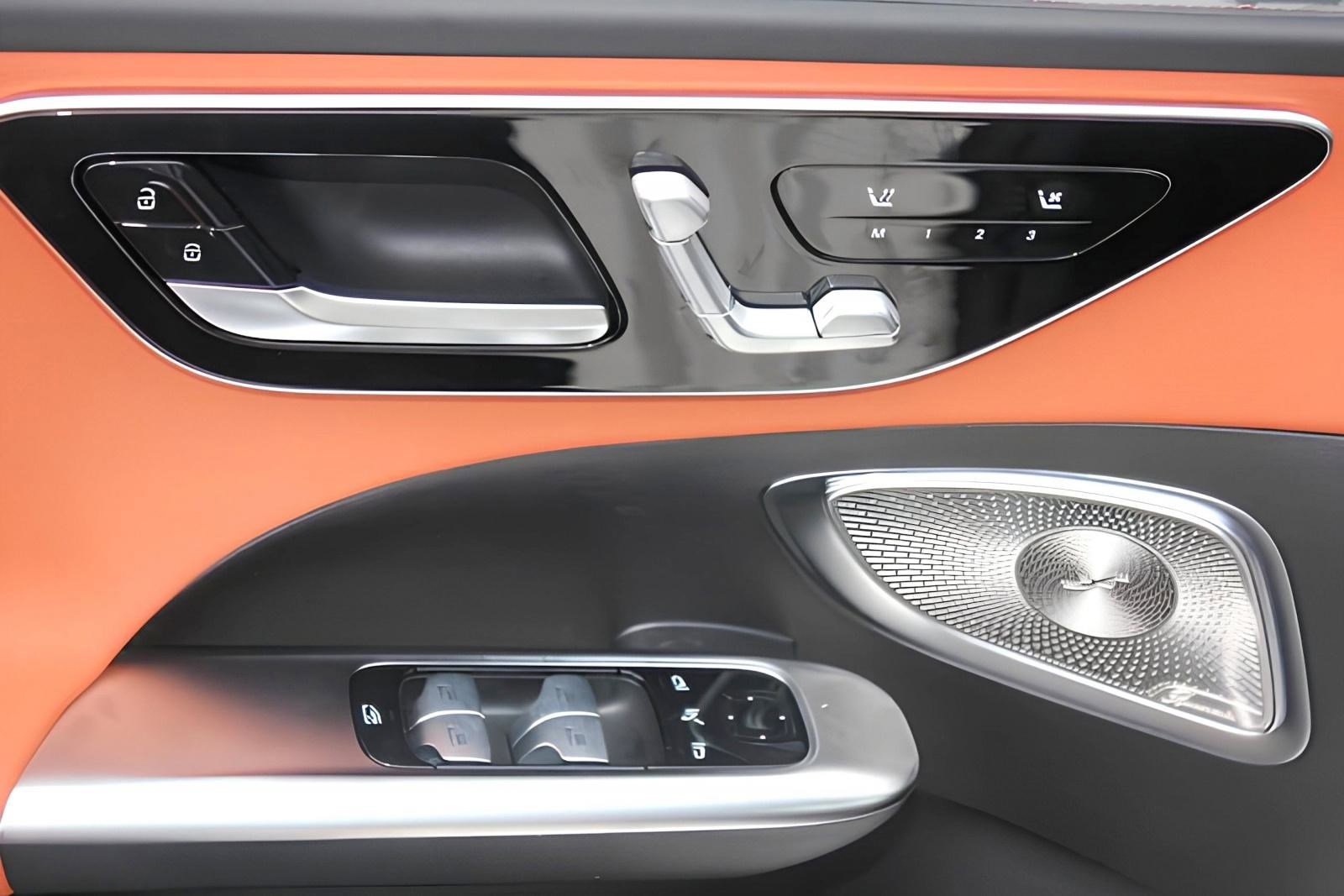 Used 2024 Mercedes-Benz C 300 Sedan image 20