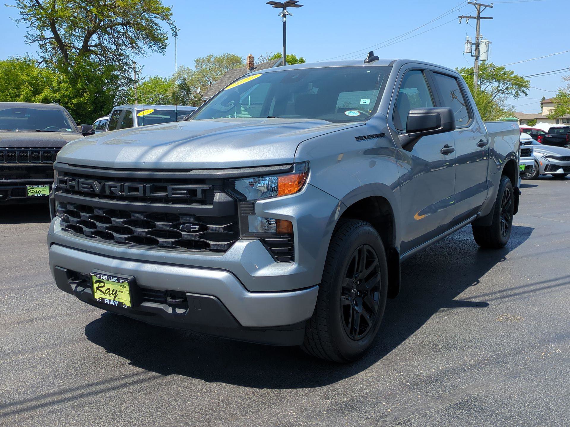New 2023 Chevrolet Silverado 1500 Custom w/ LPO, Dark Essentials Package AWD/4WD image 4