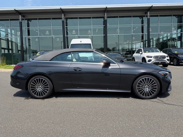 Used 2025 Mercedes-Benz CLE 300 4MATIC Cabriolet image 8