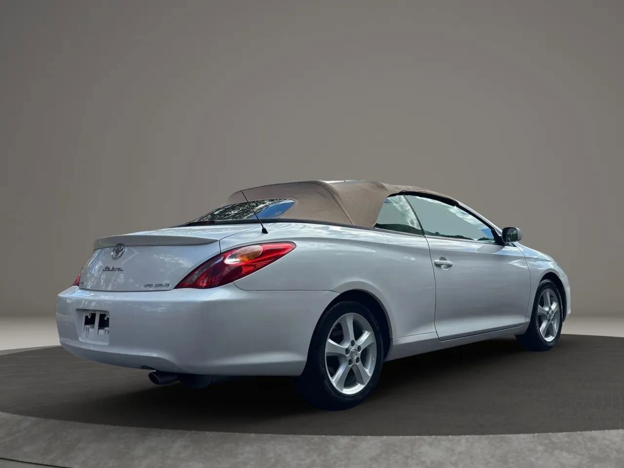 Used 2006 Toyota Solara SLE image 5