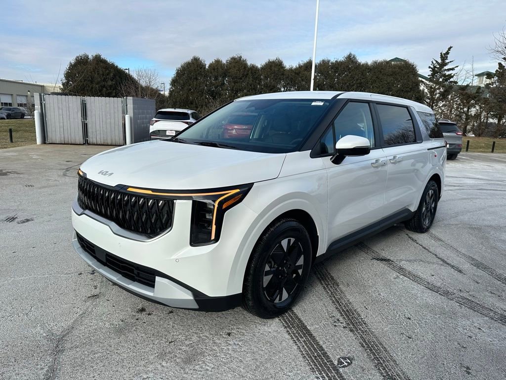 New 2026 Kia Carnival LXS image 3