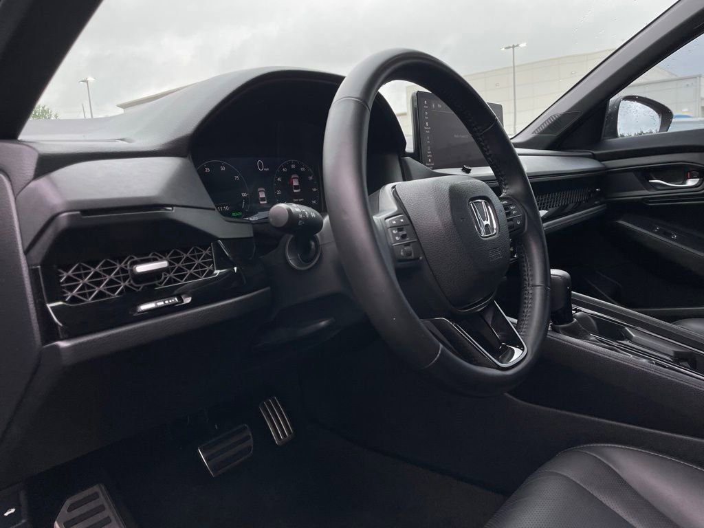 Certified 2025 Honda Accord Sport image 27