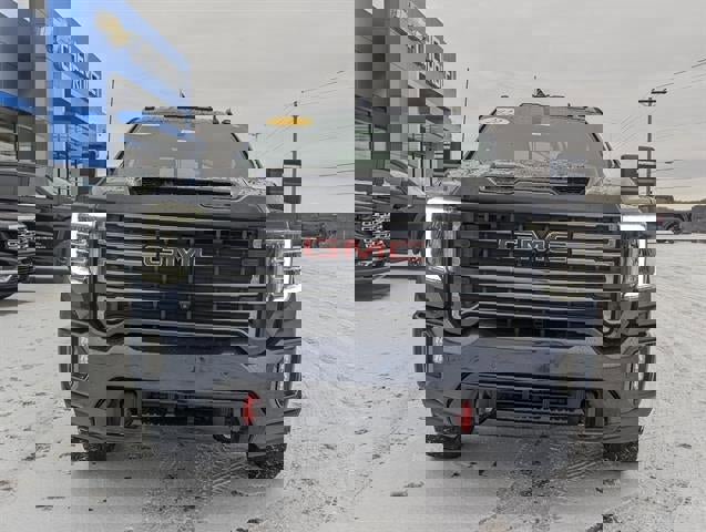 Used 2022 GMC Sierra 2500 AT4 w/ AT4 Preferred Package image 12